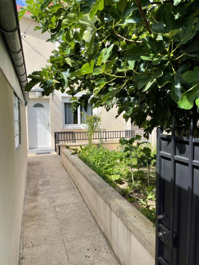 Casa de Férias Maison Proche Paris Et Orly *